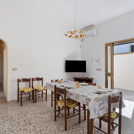 Hébergement de vacances Casa '719' *